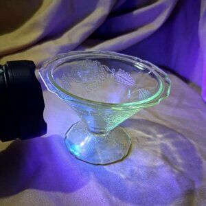 1932 ROXANA GLASS VINTAGE YELLOW FOOTED SHERBERT DISH